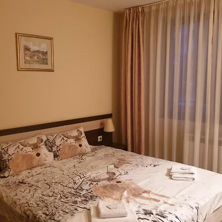 Dream 207 * 班斯科